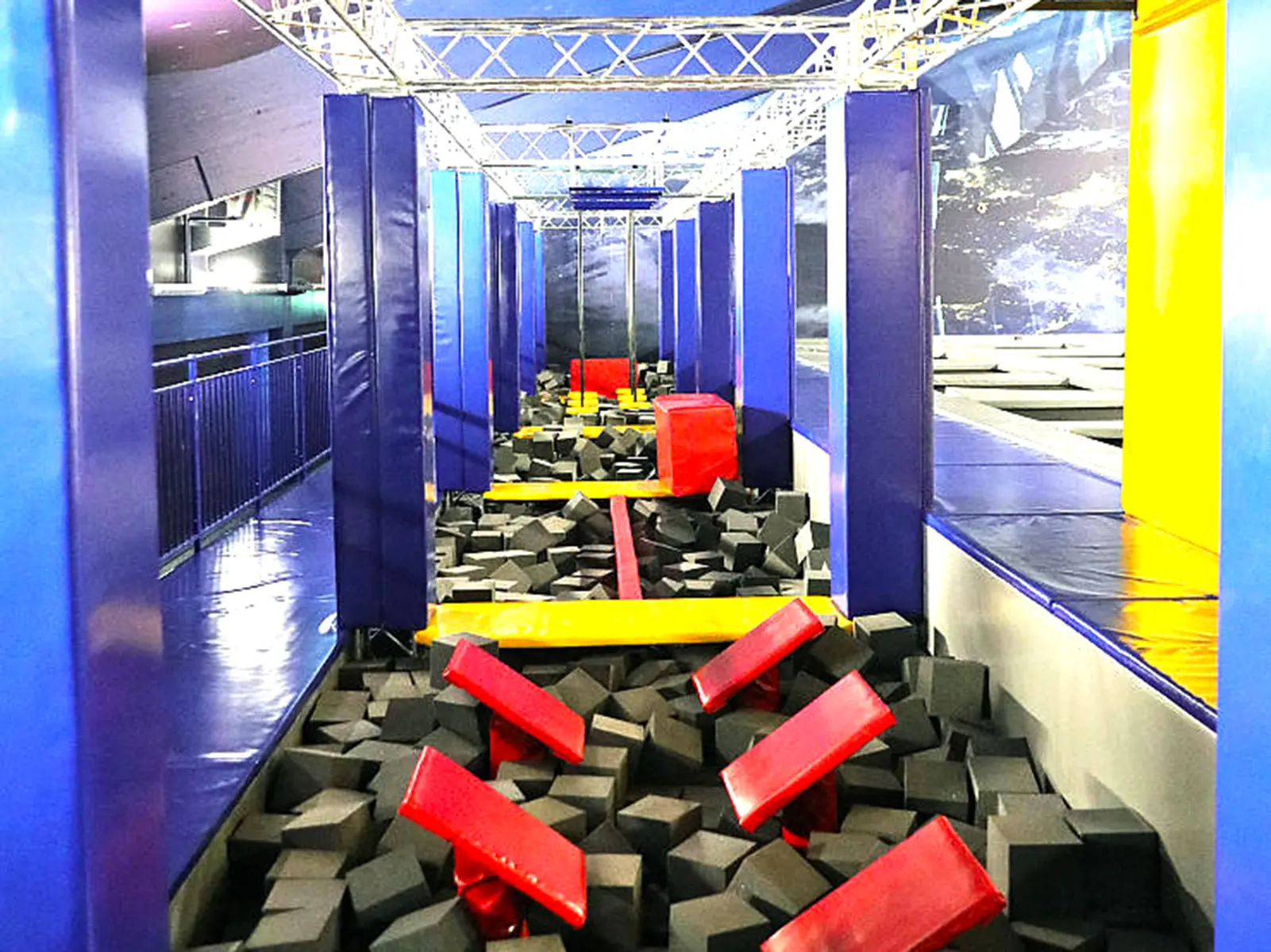 Ninja wipeout course equipment for kids in Germany